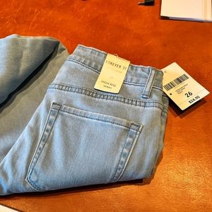 Forever 21 high Rise Skinny Jeans NWT size 26 No Holes
